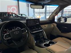 تۆیۆتا لاند کروزەر